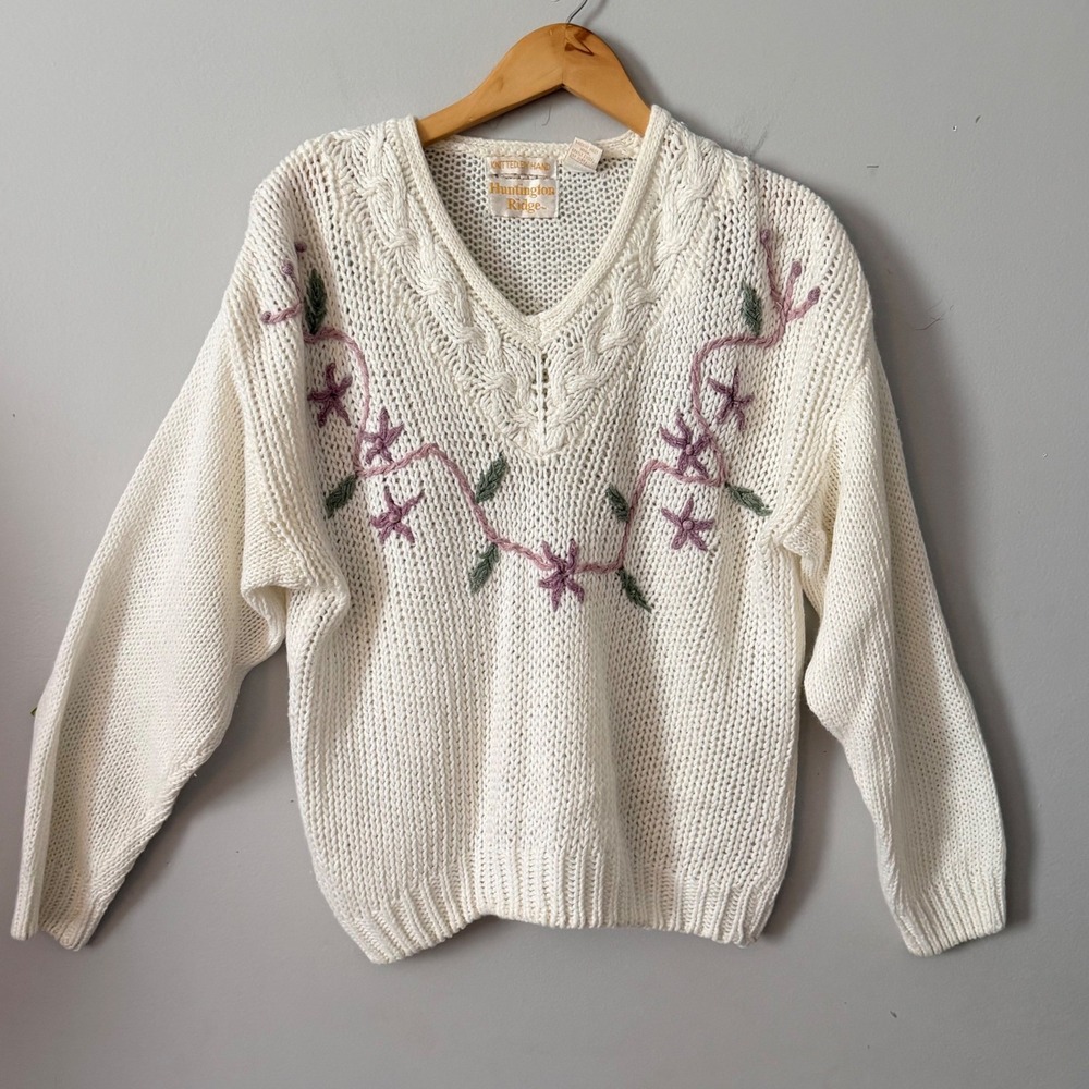 Huntington Ridge Vtg Sz Md Hand-Knit Floral Embroidered Sweater Granny Boho